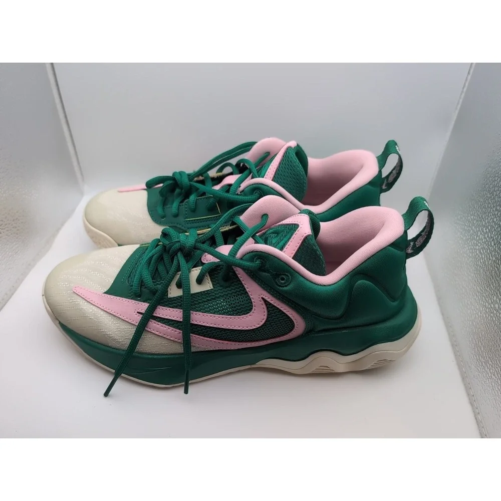 Size 9 - Nike Giannis Immortality 3 5 The Hard Way NWOB